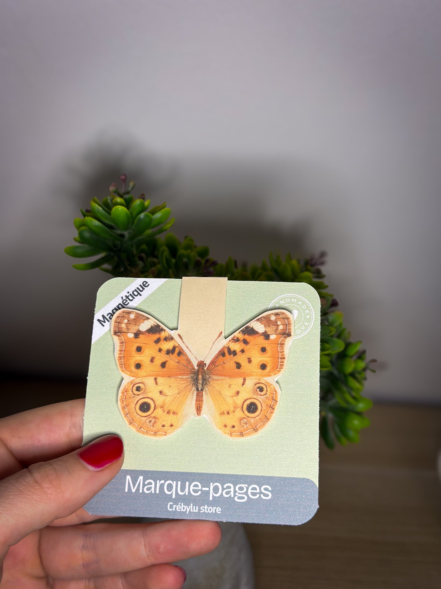 Gentle Metamorphosis — Marque-page Magnétique Papillon